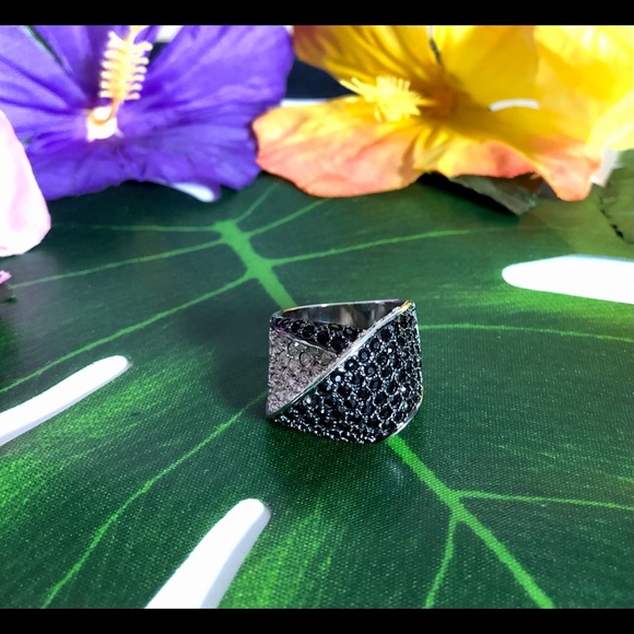 Black Onyx & diamonds rhinestones Ring - Picture 3 of 8